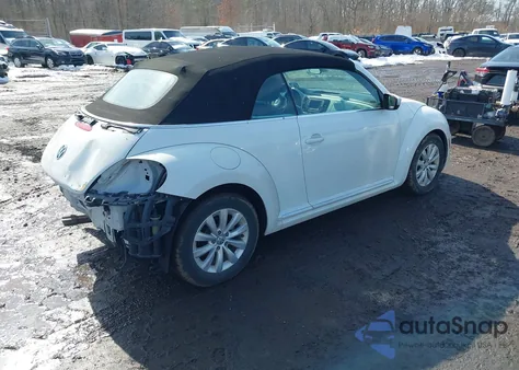 2018 Volkswagen Beetle 2.0T Coast/2.0T S/2.0T Se z USA, uszkodzony, nr VIN 3VW5DAAT9JM512098